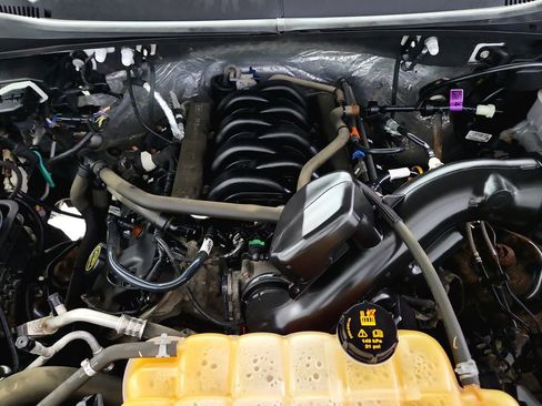 Used 2016 Ford F150 XLT image 31