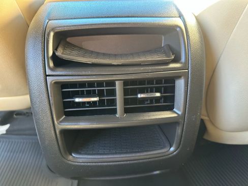 Used 2018 Cadillac XT5 Luxury AWD/4WD image 26
