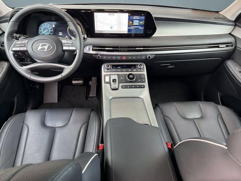 Used 2025 Hyundai Palisade SEL FWD image 16