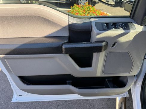 Used 2019 Ford F350 XL w/ Power Equipment Group image 18