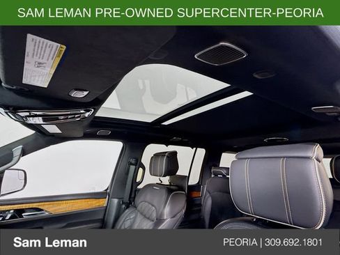 Used 2023 Jeep Grand Wagoneer L Series III w/ Rear Seat Video Group 1 AWD/4WD image 23