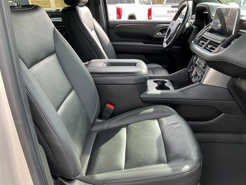 Used 2022 Chevrolet Tahoe LT w/ Luxury Package image 20