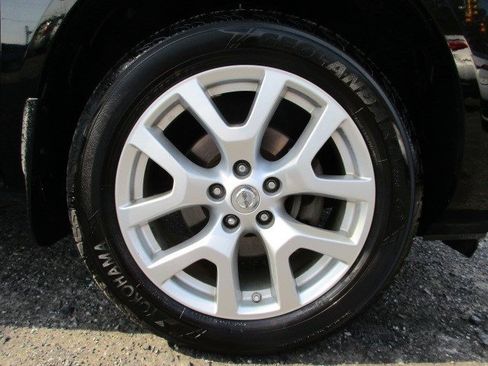 Used 2013 Nissan Rogue SL image 12