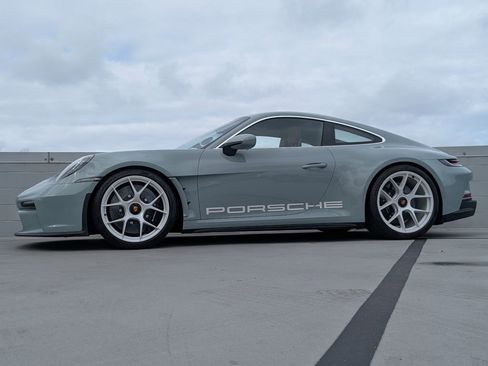Certified 2024 Porsche 911 GT3 RS RWD image 2