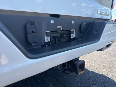 Used 2023 GMC Sierra 1500 Elevation image 22