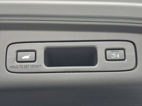 Certified 2025 Acura ADX A-Spec image 30