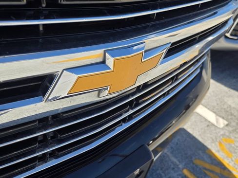 Used 2022 Chevrolet Tahoe LT AWD/4WD image 11
