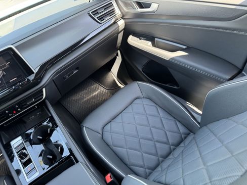 New 2025 Volkswagen Atlas Cross Sport SEL Premium R-Line image 13