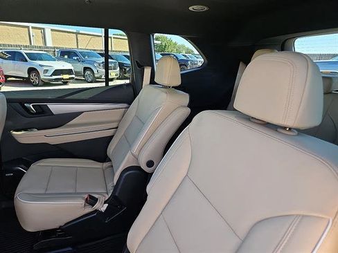 New 2026 Buick Enclave Preferred w/ Power Package image 10