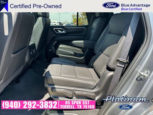 Used 2022 Chevrolet Tahoe Z71 w/ Luxury Package AWD/4WD image 12