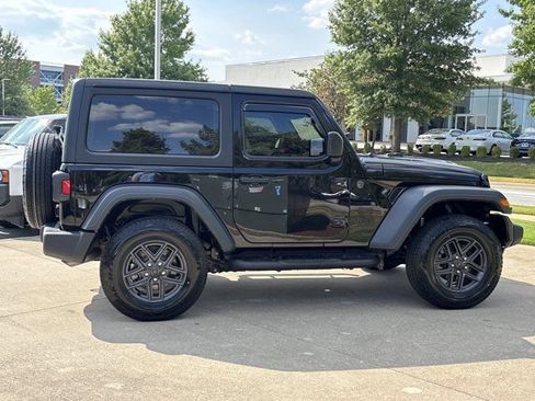 Used 2024 Jeep Wrangler Sport AWD/4WD image 2