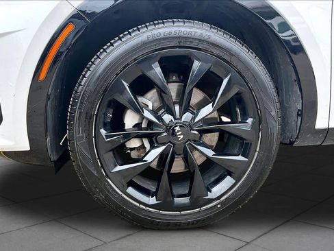 Used 2021 Kia Sorento SX image 11