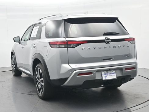 Used 2023 Nissan Pathfinder Platinum AWD/4WD image 7