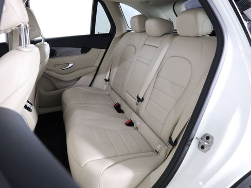 Used 2022 Mercedes-Benz GLC 300 4MATIC image 54