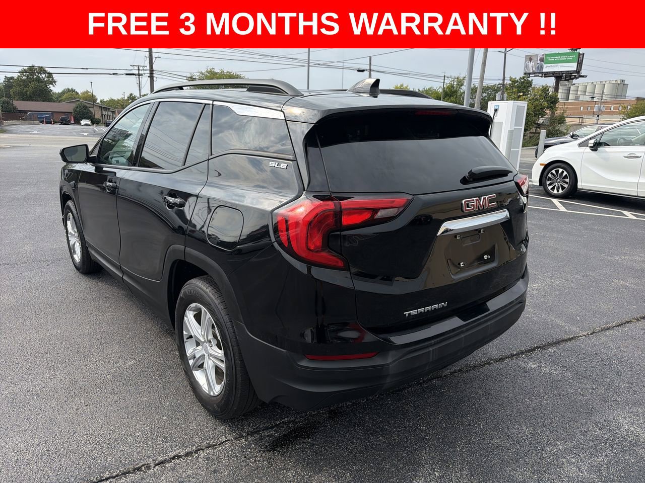 Used 2018 GMC Terrain SLE w/ Driver Convenience Package FWD image 28