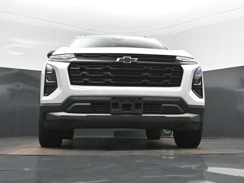 Used 2025 Chevrolet Equinox LT w/ Midnight Edition FWD image 45