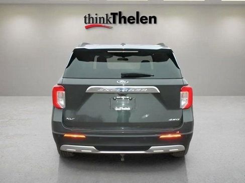 Used 2022 Ford Explorer XLT w/ Equipment Group 202A image 5