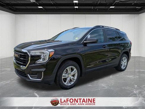 Used 2023 GMC Terrain SLE w/ Driver Convenience Package AWD/4WD image 1