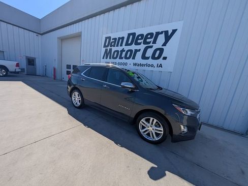 Used 2020 Chevrolet Equinox Premier FWD image 36