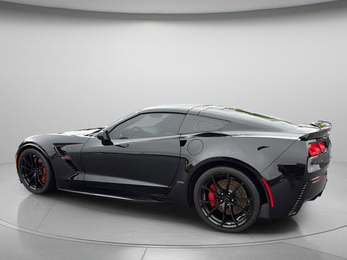 Used 2019 Chevrolet Corvette Grand Sport RWD image 7