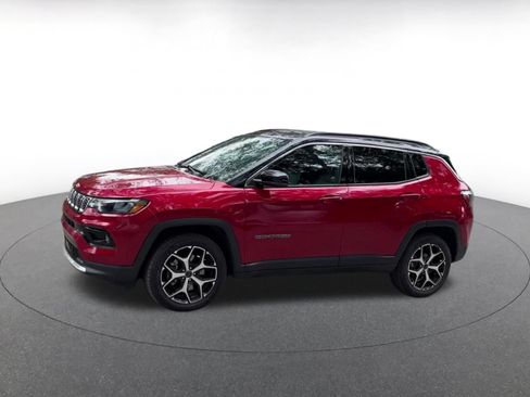 Used 2025 Jeep Compass Limited AWD/4WD image 7