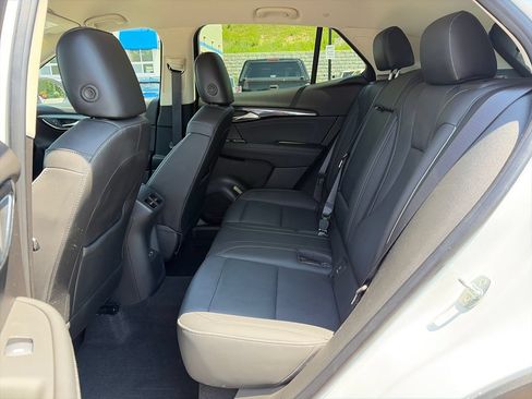 Used 2023 Buick Envision Essence FWD image 17