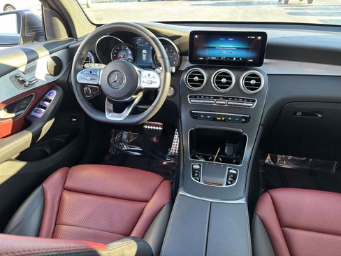Used 2022 Mercedes-Benz GLC 300 4MATIC image 33