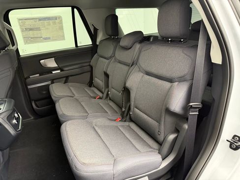 New 2025 Ford Expedition Active image 54