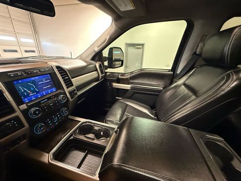 Used 2020 Ford F250 Lariat AWD/4WD image 22