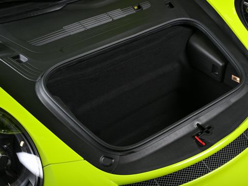 Used 2018 Porsche 911 GT3 RWD image 23
