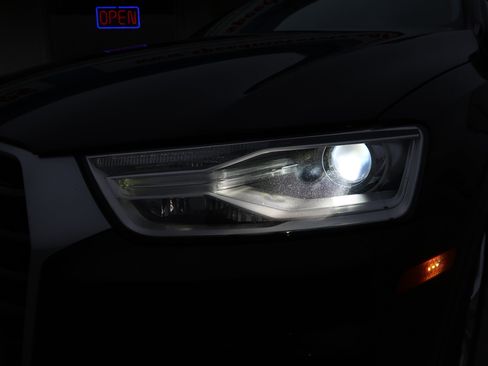 Used 2017 Audi Q3 2.0T Premium image 37