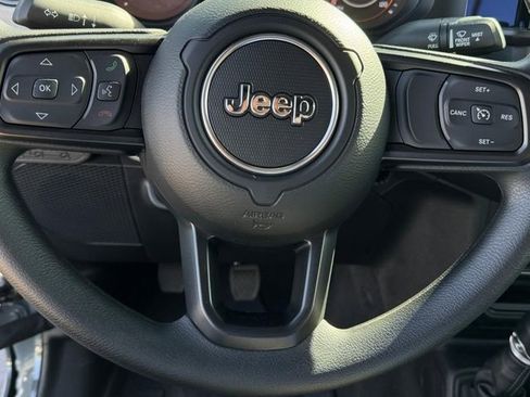 Used 2026 Jeep Wrangler Sport AWD/4WD image 18