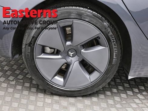 Used 2023 Tesla Model 3 Standard Range RWD image 24