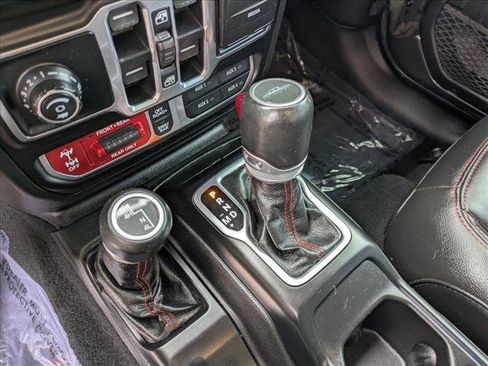 Used 2020 Jeep Gladiator Rubicon AWD/4WD image 12