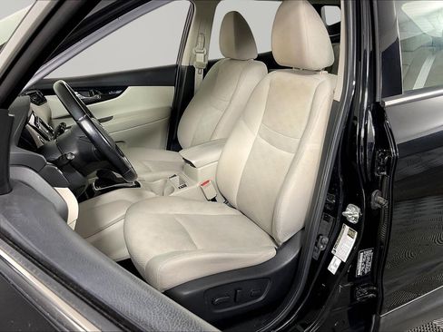 Used 2021 Nissan Rogue Sport SV AWD/4WD image 21