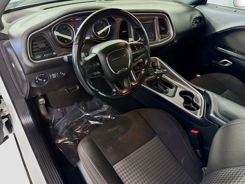 Used 2022 Dodge Challenger R/T image 23