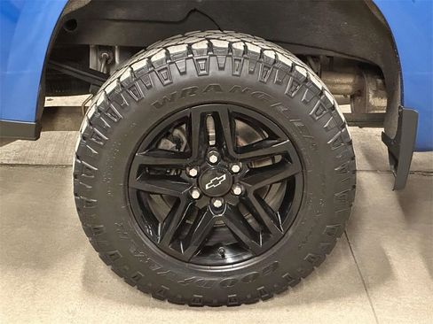 Used 2022 Chevrolet Silverado 1500 LT Trail Boss w/ Protection Package image 12