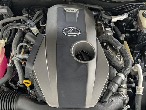 Used 2019 Lexus IS 300 F Sport w/ F Sport Package RWD image 12