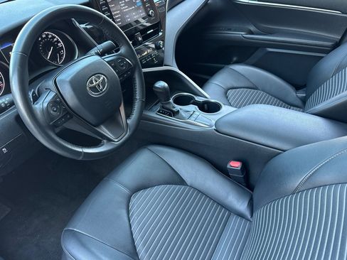 Used 2024 Toyota Camry SE FWD image 4