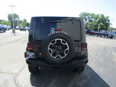 Used 2016 Jeep Wrangler Unlimited Rubicon AWD/4WD image 6
