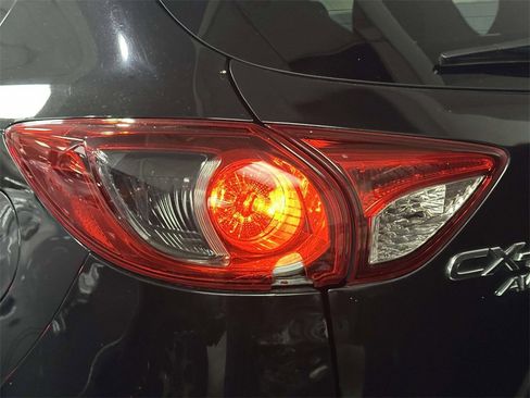 Used 2016 MAZDA CX-5 Touring w/ Bose/Moonroof Package image 5