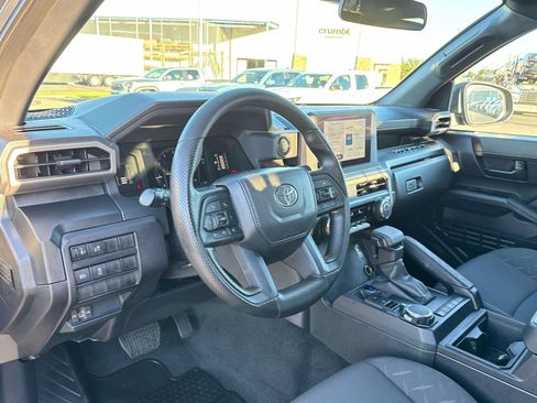 Used 2026 Toyota Tacoma SR AWD/4WD image 10
