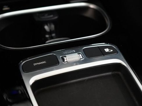 Used 2025 Mercedes-Benz CLA 250 image 31
