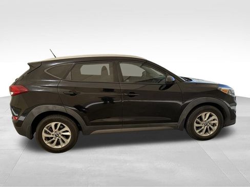 Used 2016 Hyundai Tucson SE w/ Option Group 02 FWD image 6