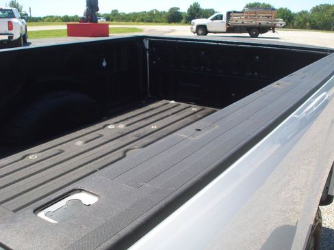 Used 2020 Ford F250 XL w/ Power Equipment Group AWD/4WD image 16