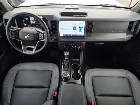 Used 2024 Ford Bronco Big Bend image 10
