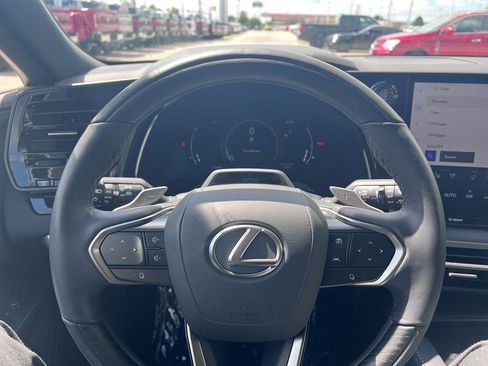 Used 2024 Lexus RX 350 AWD w/ Convenience Package image 25