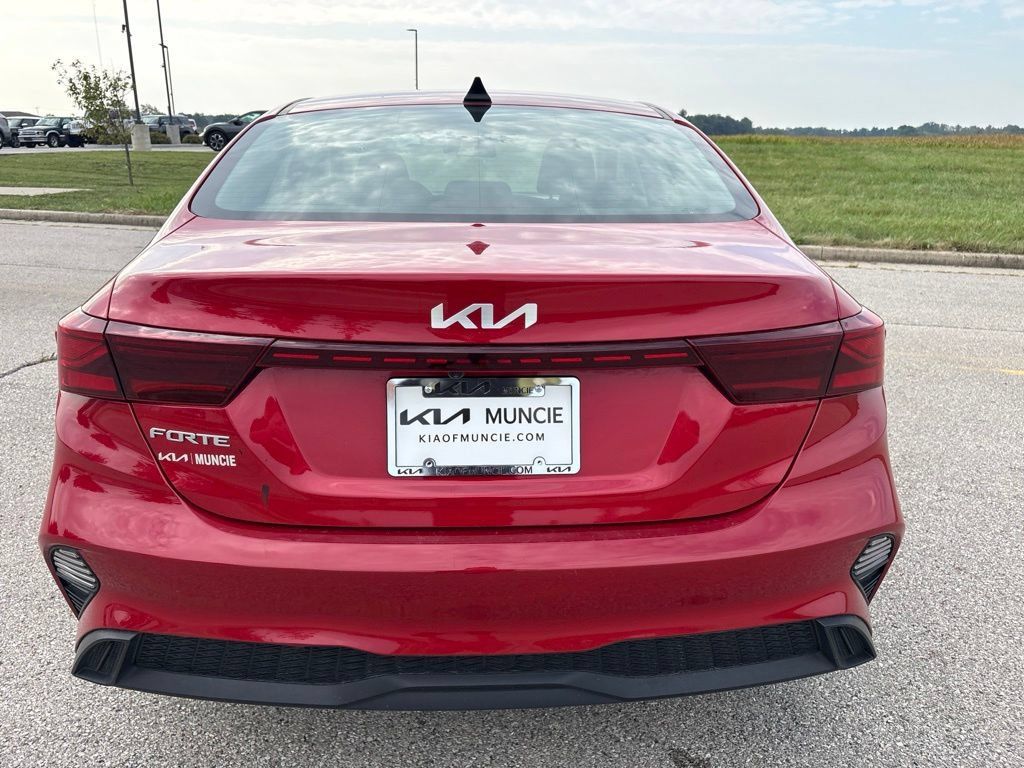 Certified 2023 Kia Forte LXS FWD image 12