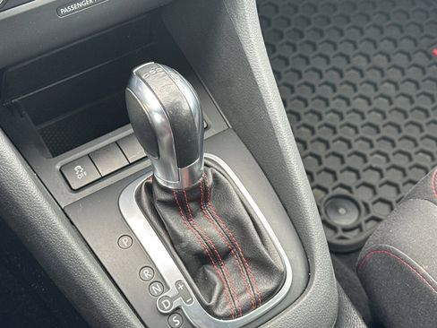 Used 2013 Volkswagen GTI Wolfsburg Edition image 21