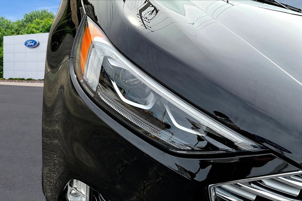 Certified 2024 Ford Edge Titanium w/ Equipment Group 301A AWD/4WD image 32